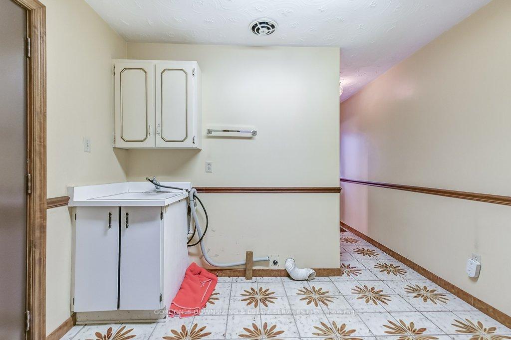 Photo 16 of 16 Alder Court, Hamilton, Stoney Creek — HOMEH