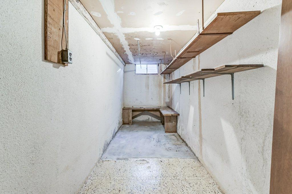 Photo 35 of 16 Alder Court, Hamilton, Stoney Creek — HOMEH
