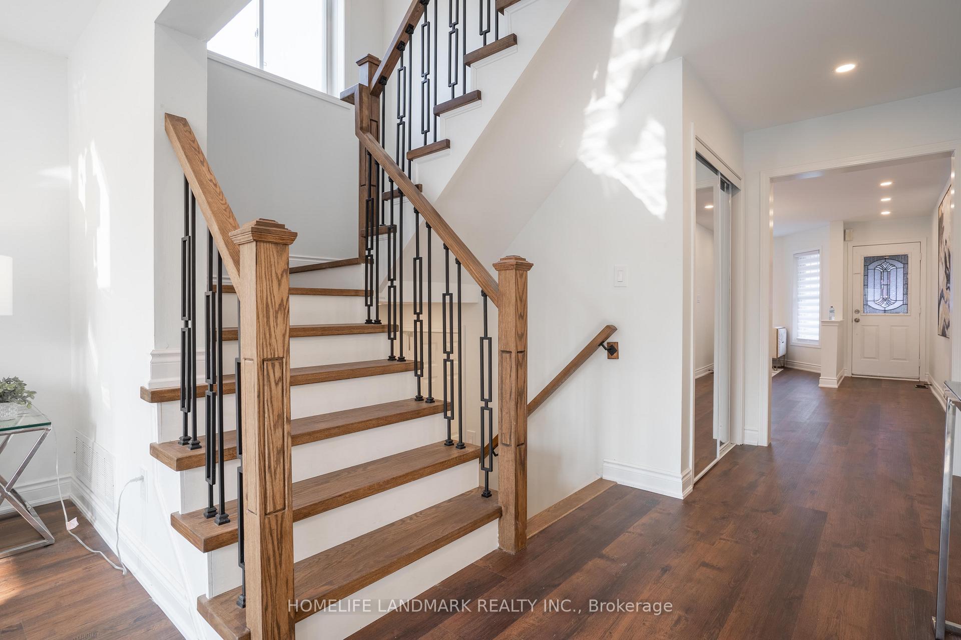 Photo 15 of 36 Frontenac Crescent, Brampton, Fletcher's Meadow — HOMEH