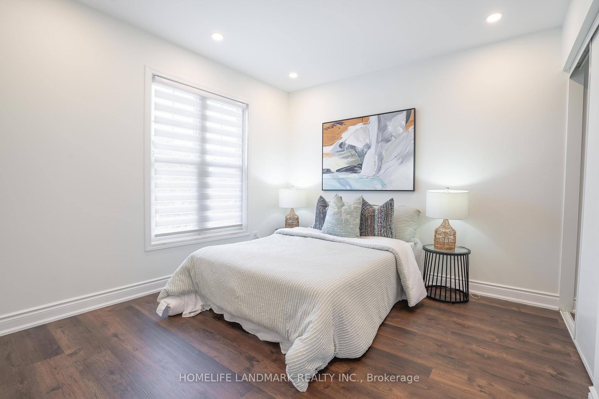 Photo 27 of 36 Frontenac Crescent, Brampton, Fletcher's Meadow — HOMEH
