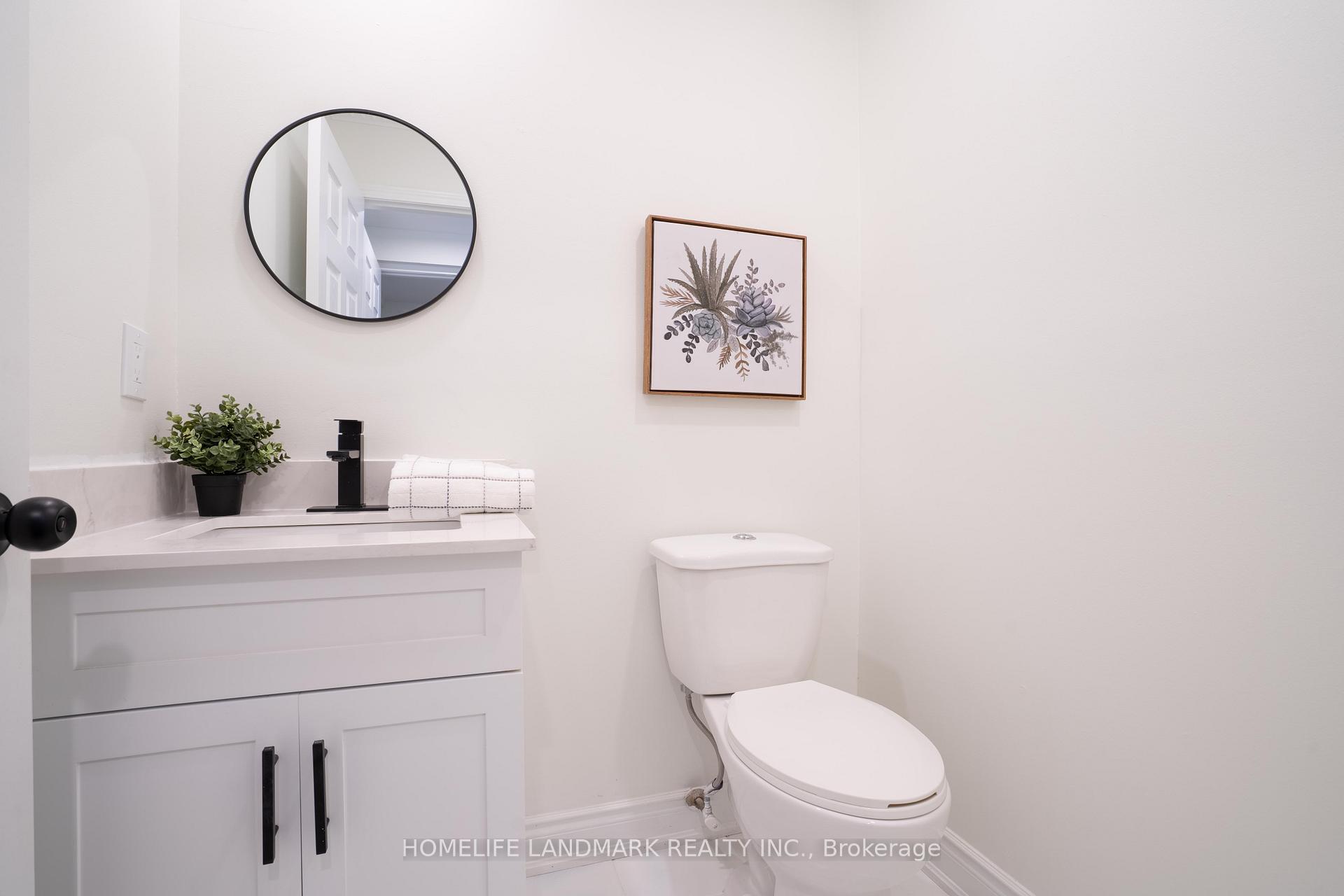 Photo 28 of 36 Frontenac Crescent, Brampton, Fletcher's Meadow — HOMEH