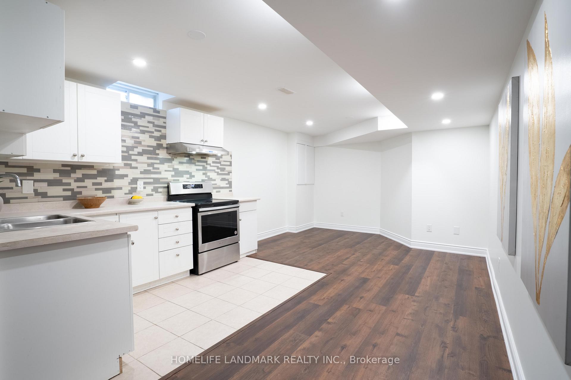 Photo 33 of 36 Frontenac Crescent, Brampton, Fletcher's Meadow — HOMEH