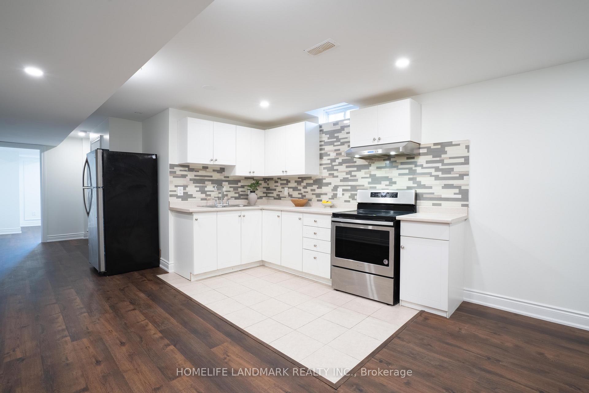Photo 34 of 36 Frontenac Crescent, Brampton, Fletcher's Meadow — HOMEH
