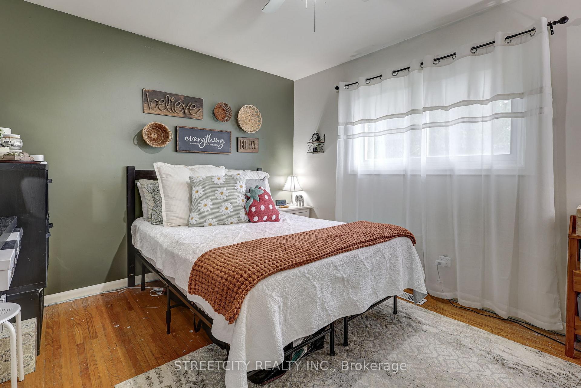 Photo 15 of 170 Locust Street, St. Thomas — HOMEH