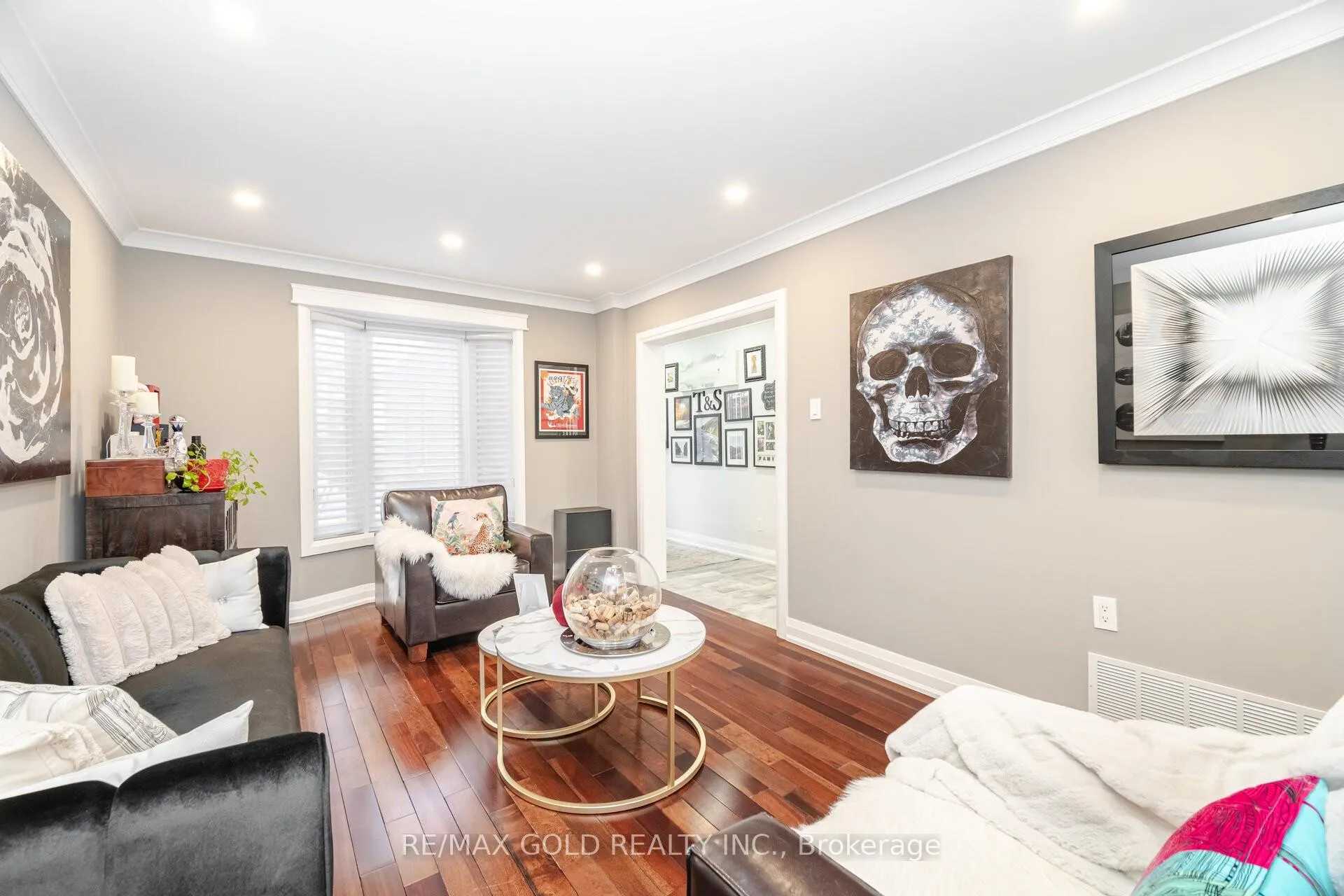 Photo 4 of 62 Oleander Crescent, Brampton, Heart Lake East — HOMEH