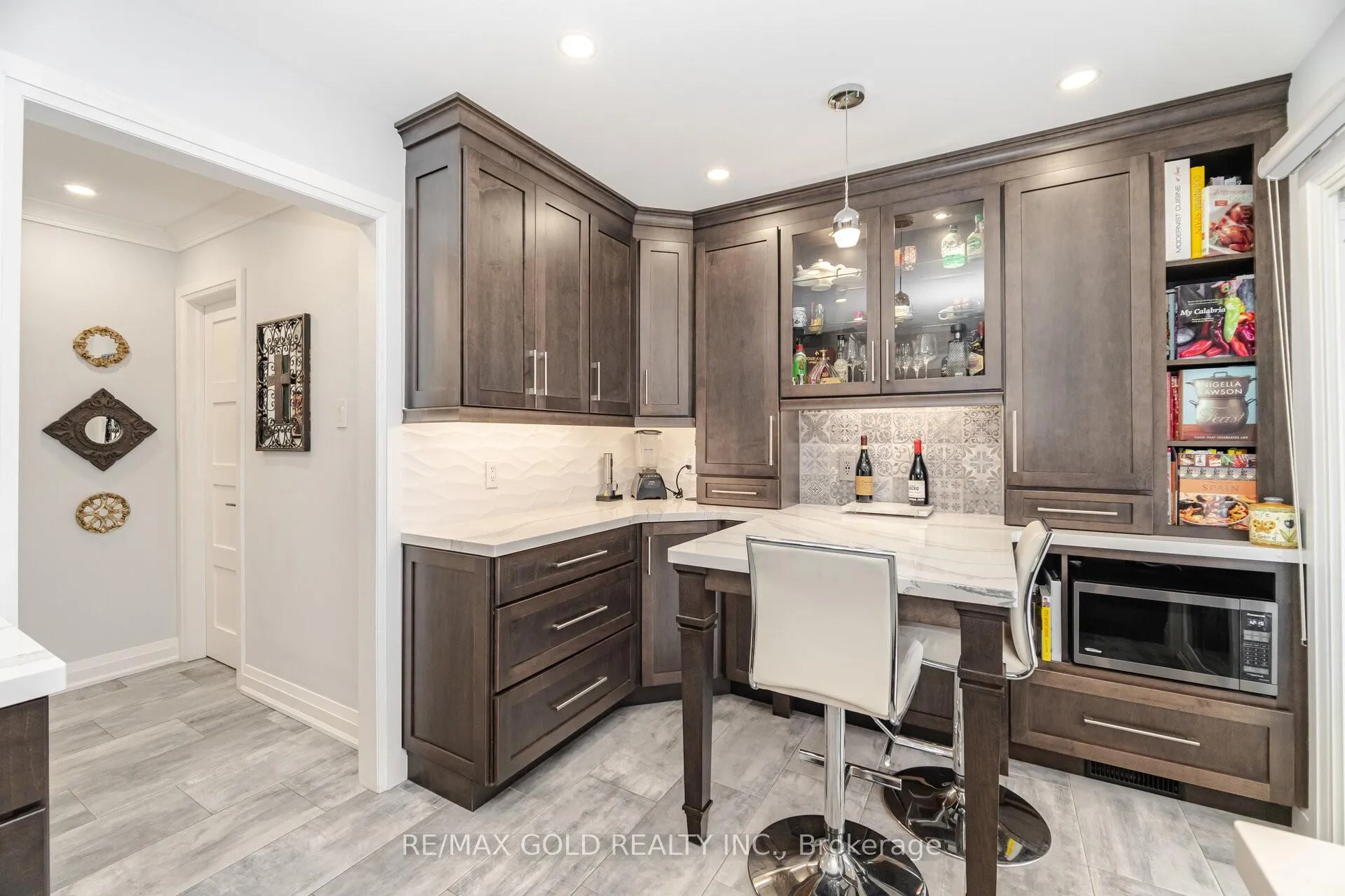 Photo 10 of 62 Oleander Crescent, Brampton, Heart Lake East — HOMEH