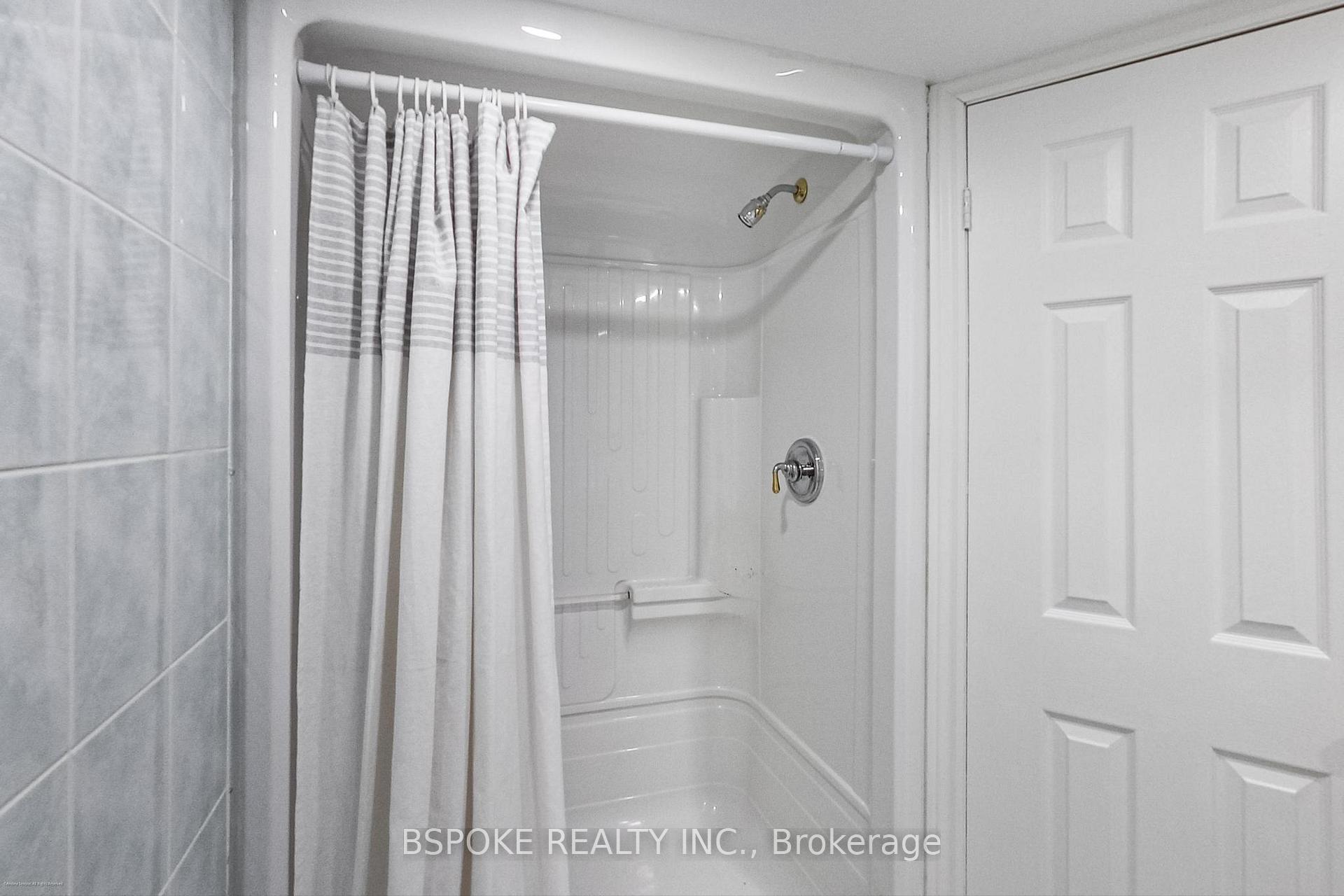 Photo 42 of 191 Avondale Boulevard, Brampton, Avondale — HOMEH