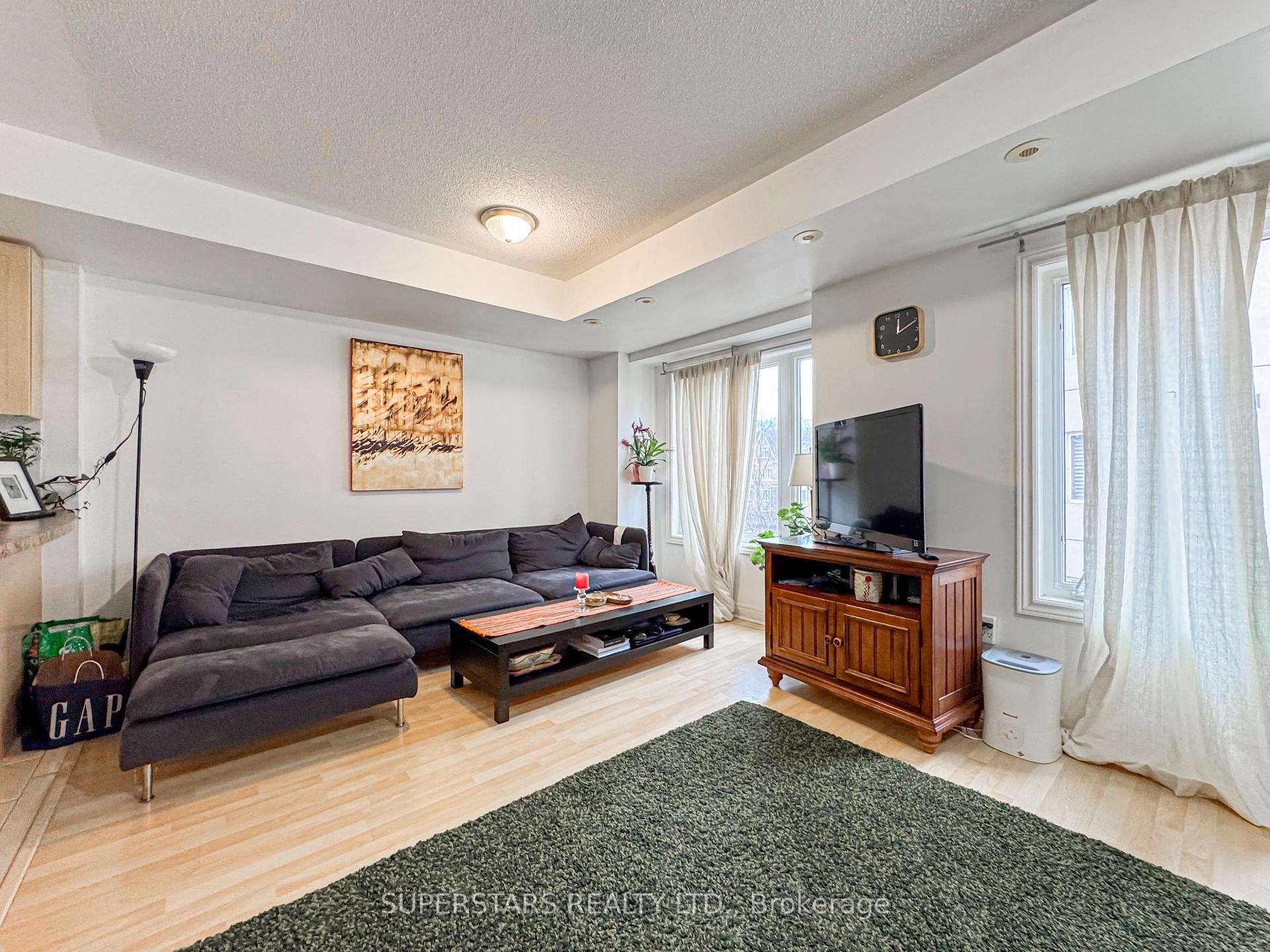 Photo 3 of Unit 355, 312 John Street, Markham, Aileen-Willowbrook — HOMEH