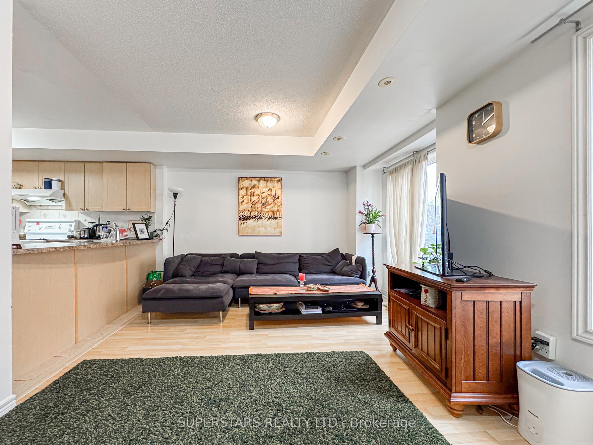 Photo 4 of Unit 355, 312 John Street, Markham, Aileen-Willowbrook — HOMEH