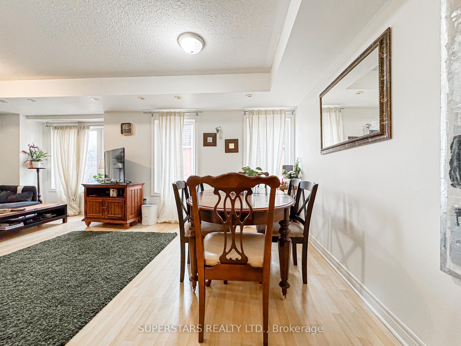 Photo 7 of Unit 355, 312 John Street, Markham, Aileen-Willowbrook — HOMEH