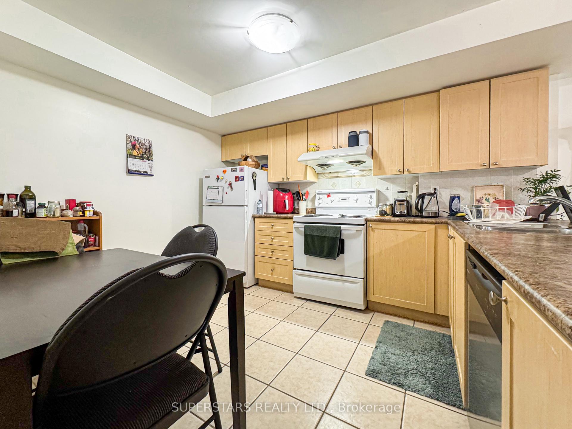 Photo 11 of Unit 355, 312 John Street, Markham, Aileen-Willowbrook — HOMEH
