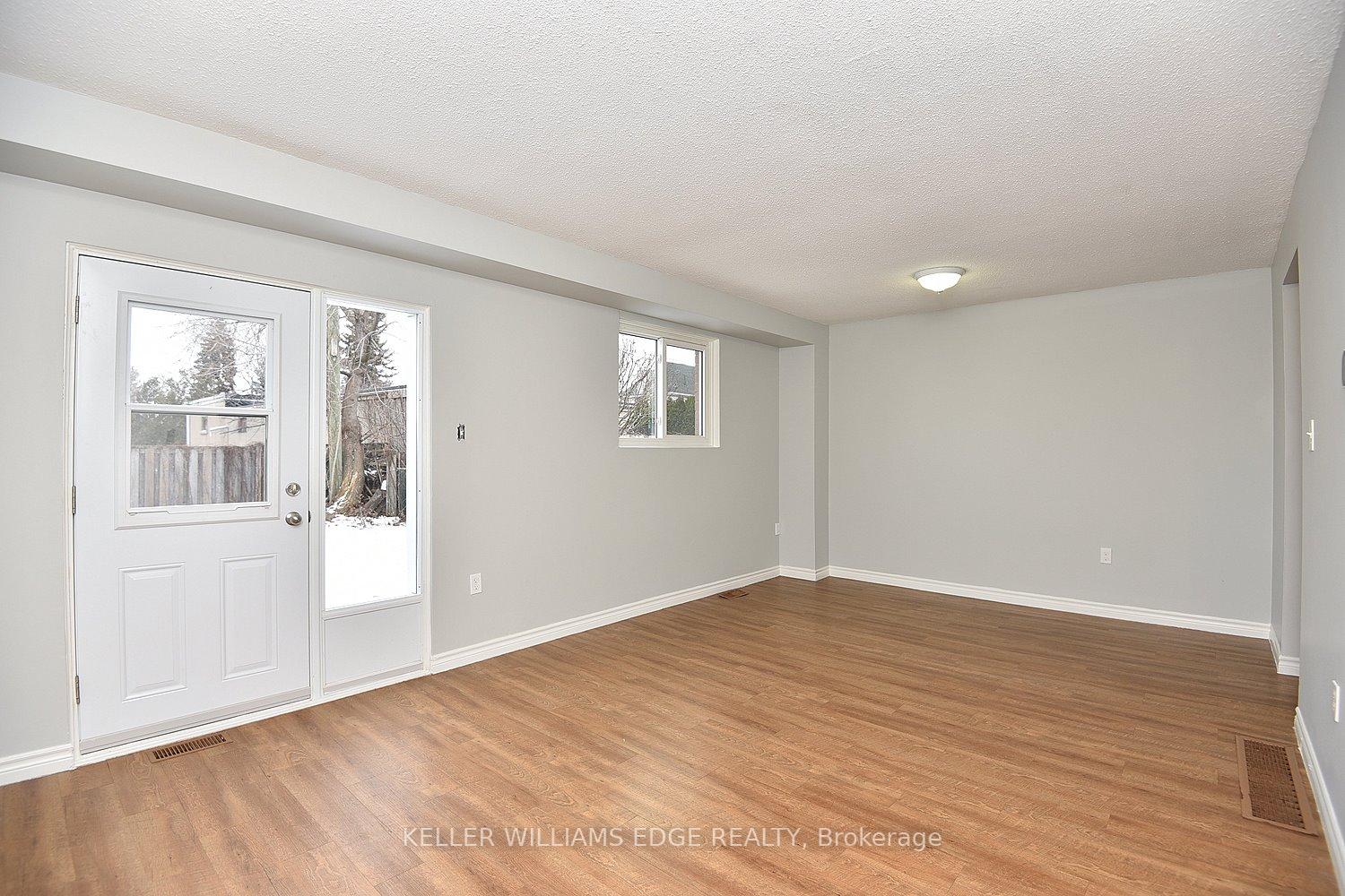 Photo 8 of 15 Wood Street E, Hamilton, North End — HOMEH