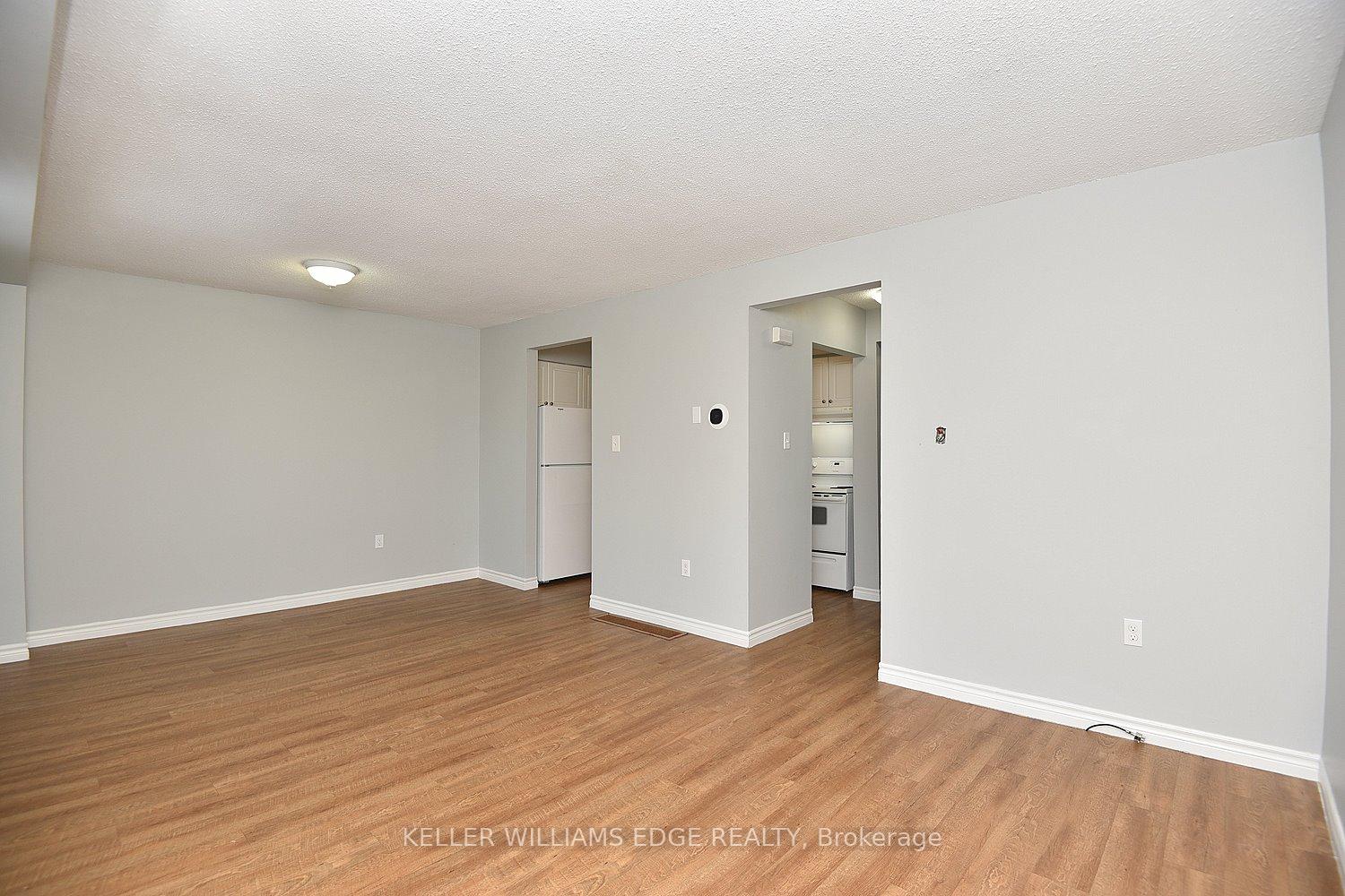 Photo 10 of 15 Wood Street E, Hamilton, North End — HOMEH