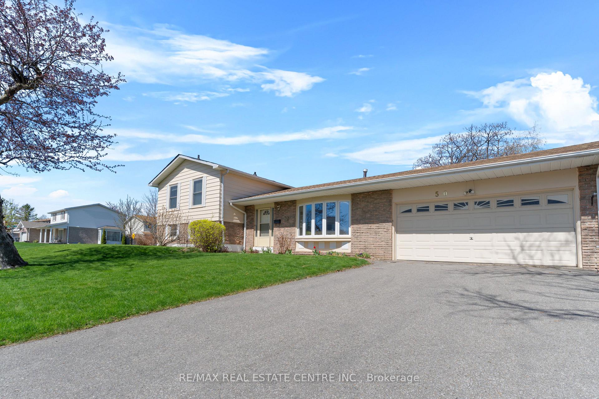 Photo 3 of 50 Jerome Crescent, Brampton, Northgate — HOMEH