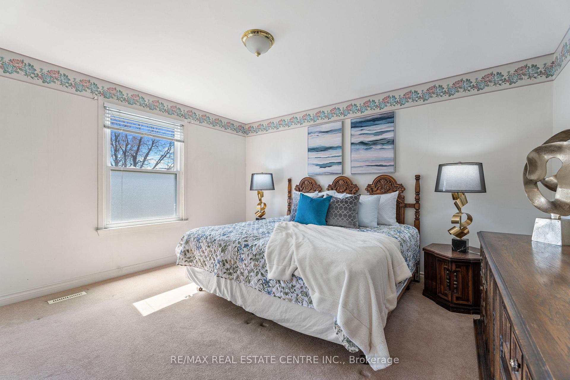 Photo 22 of 50 Jerome Crescent, Brampton, Northgate — HOMEH