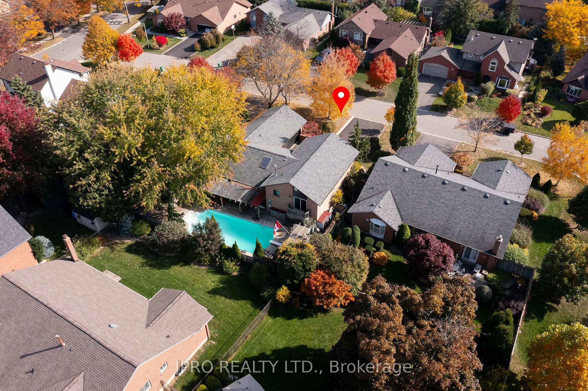 Photo 27 of 5 Oldham Crescent, Brampton, Snelgrove — HOMEH