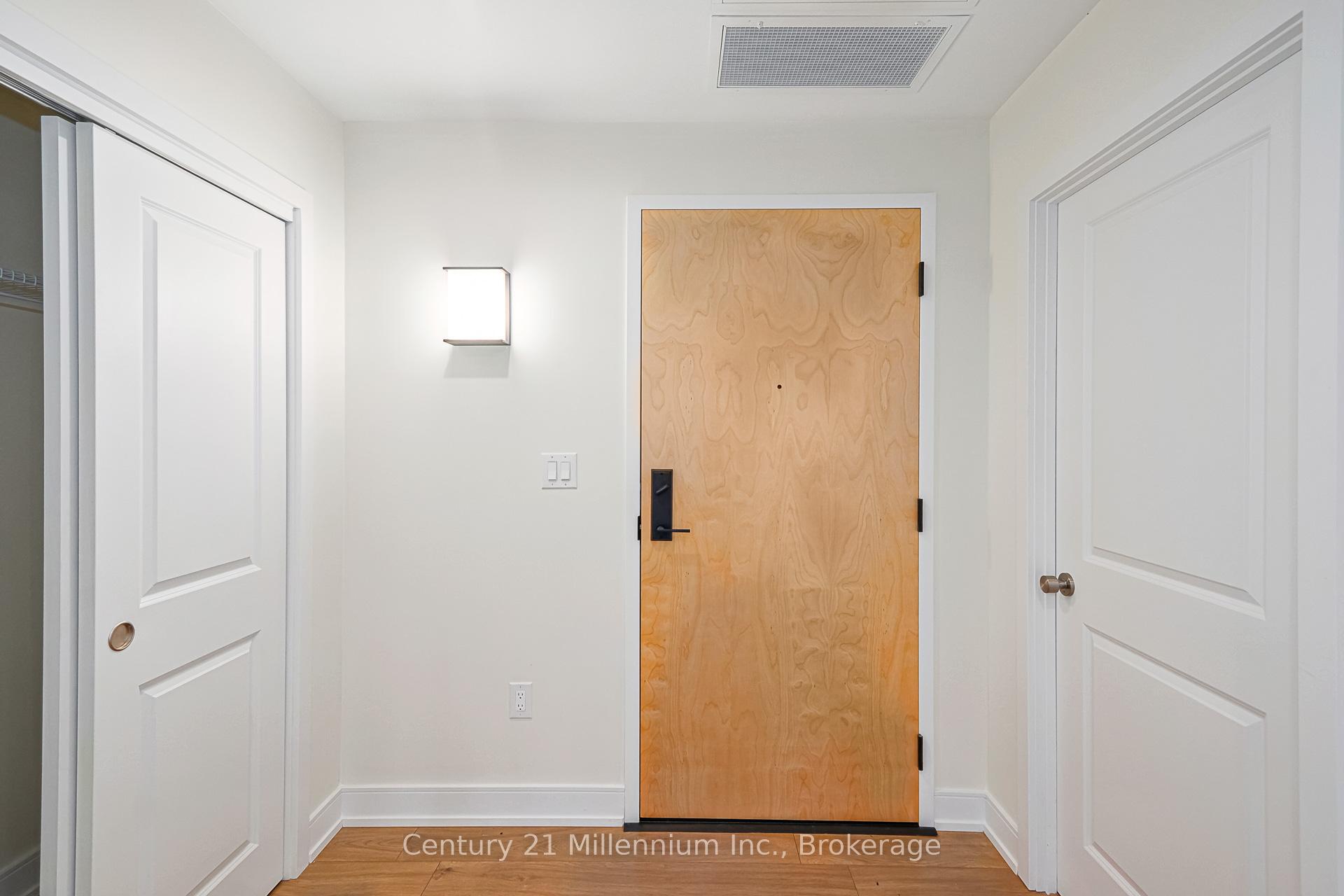Photo 4 of Unit 412, 121 Mary Street, Clearview, Creemore — HOMEH