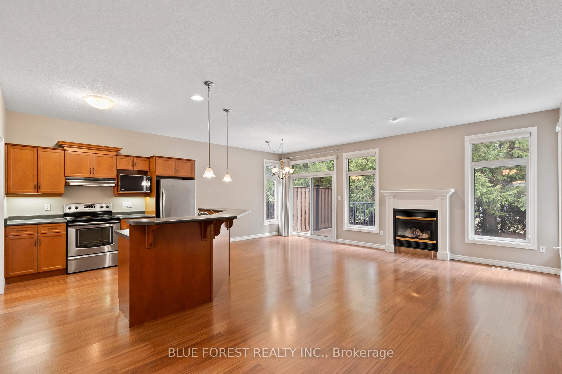 Photo 32 of Unit 49, 101 Southgate Parkway, St. Thomas — HOMEH