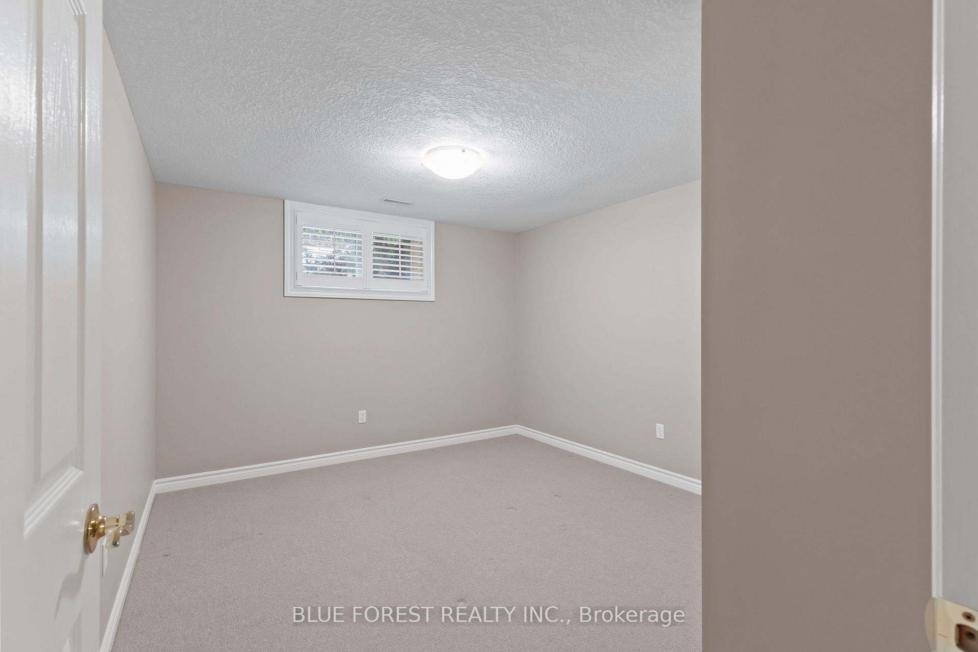 Photo 56 of Unit 49, 101 Southgate Parkway, St. Thomas — HOMEH