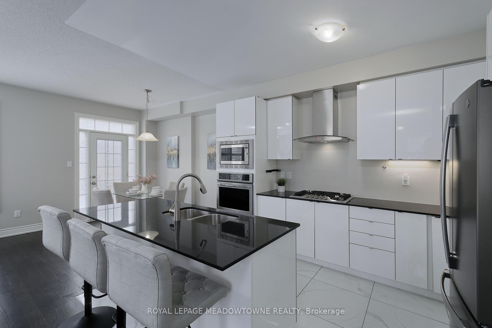 Photo 9 of 1 Brushwood Drive, Brampton, Bram West — HOMEH