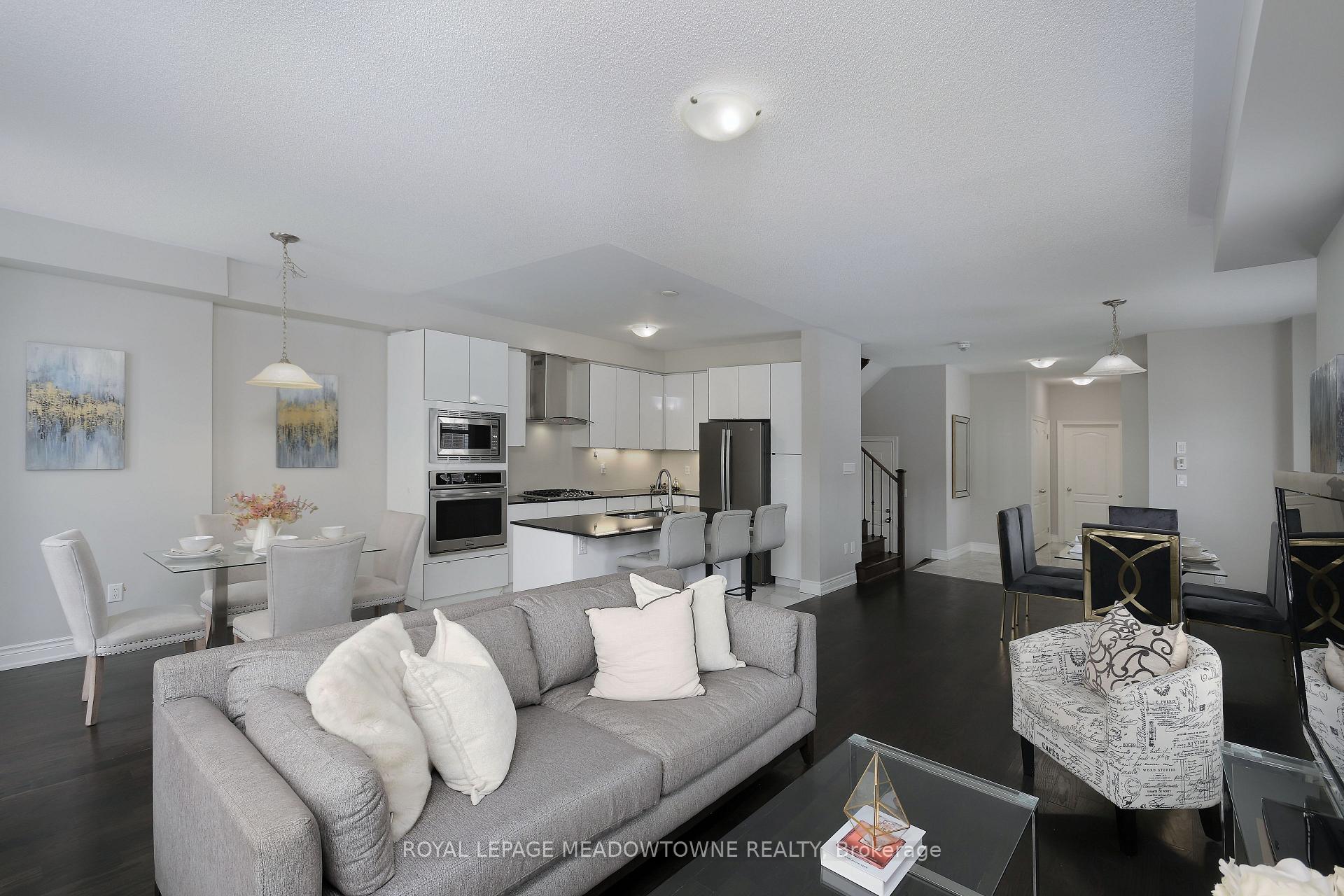 Photo 23 of 1 Brushwood Drive, Brampton, Bram West — HOMEH