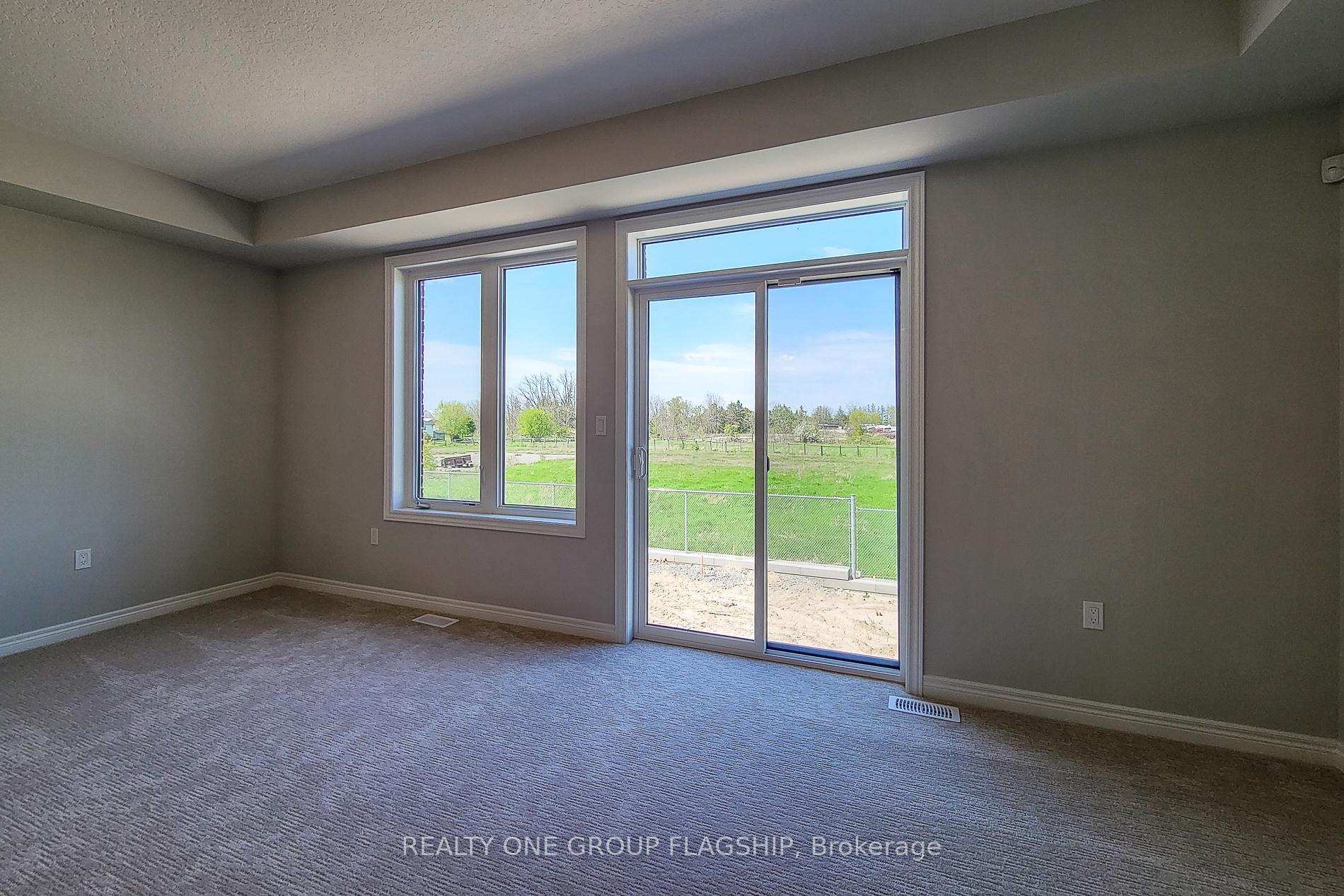Photo 6 of 59 Lloyd Davies Way, Hamilton, Rural Glanbrook — HOMEH
