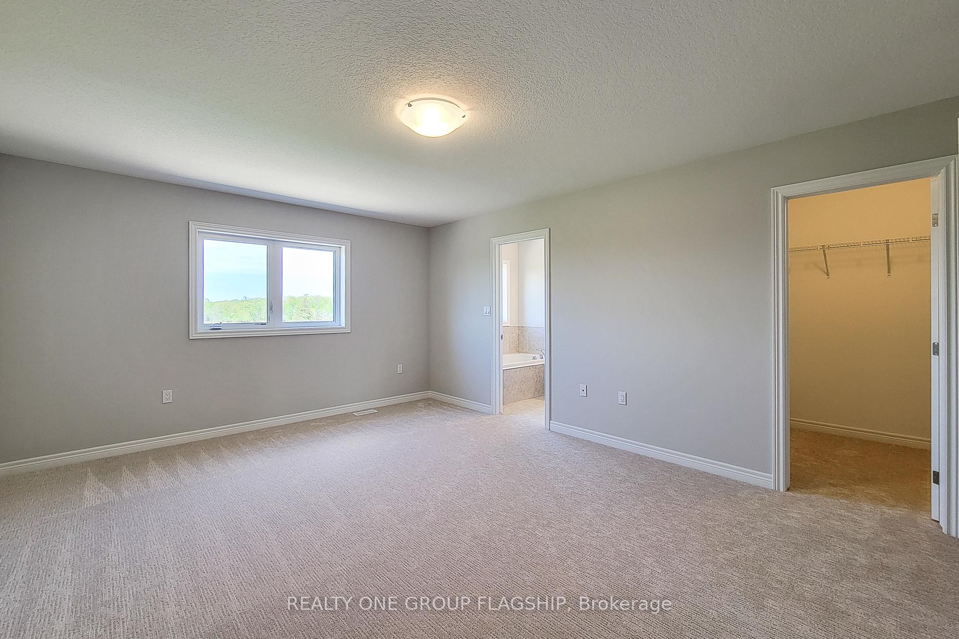 Photo 10 of 59 Lloyd Davies Way, Hamilton, Rural Glanbrook — HOMEH