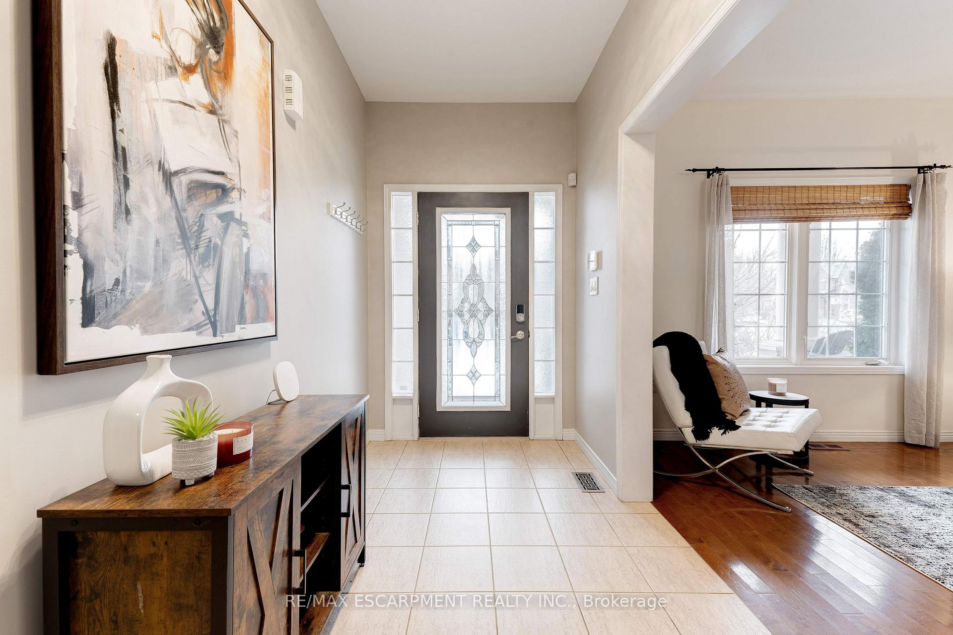 Photo 22 of 12 Edgecroft Crescent, Hamilton, Stoney Creek Mountain — HOMEH