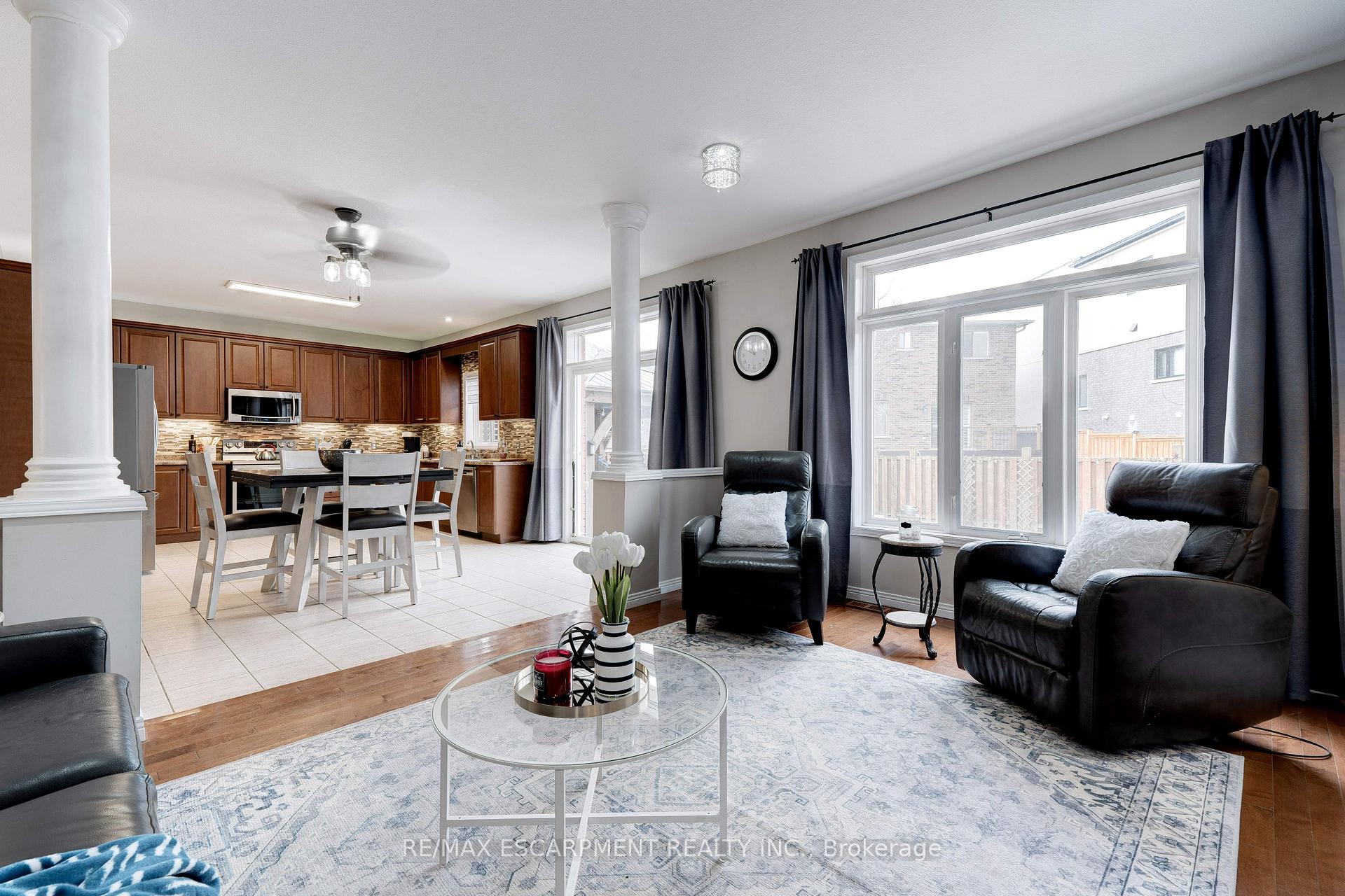 Photo 37 of 12 Edgecroft Crescent, Hamilton, Stoney Creek Mountain — HOMEH