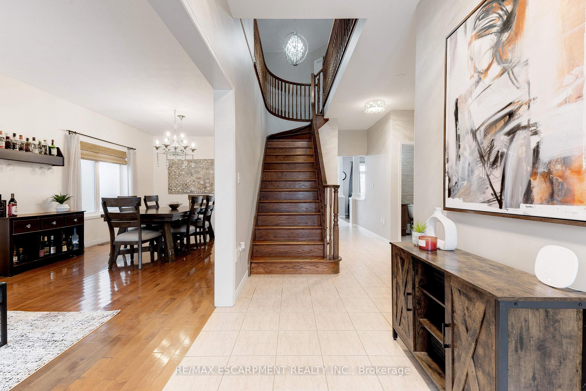 Photo 40 of 12 Edgecroft Crescent, Hamilton, Stoney Creek Mountain — HOMEH