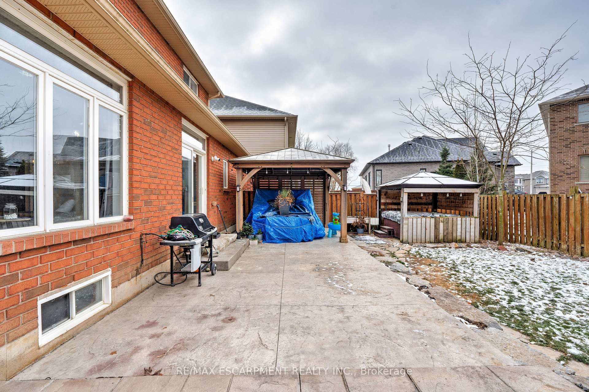 Photo 54 of 12 Edgecroft Crescent, Hamilton, Stoney Creek Mountain — HOMEH