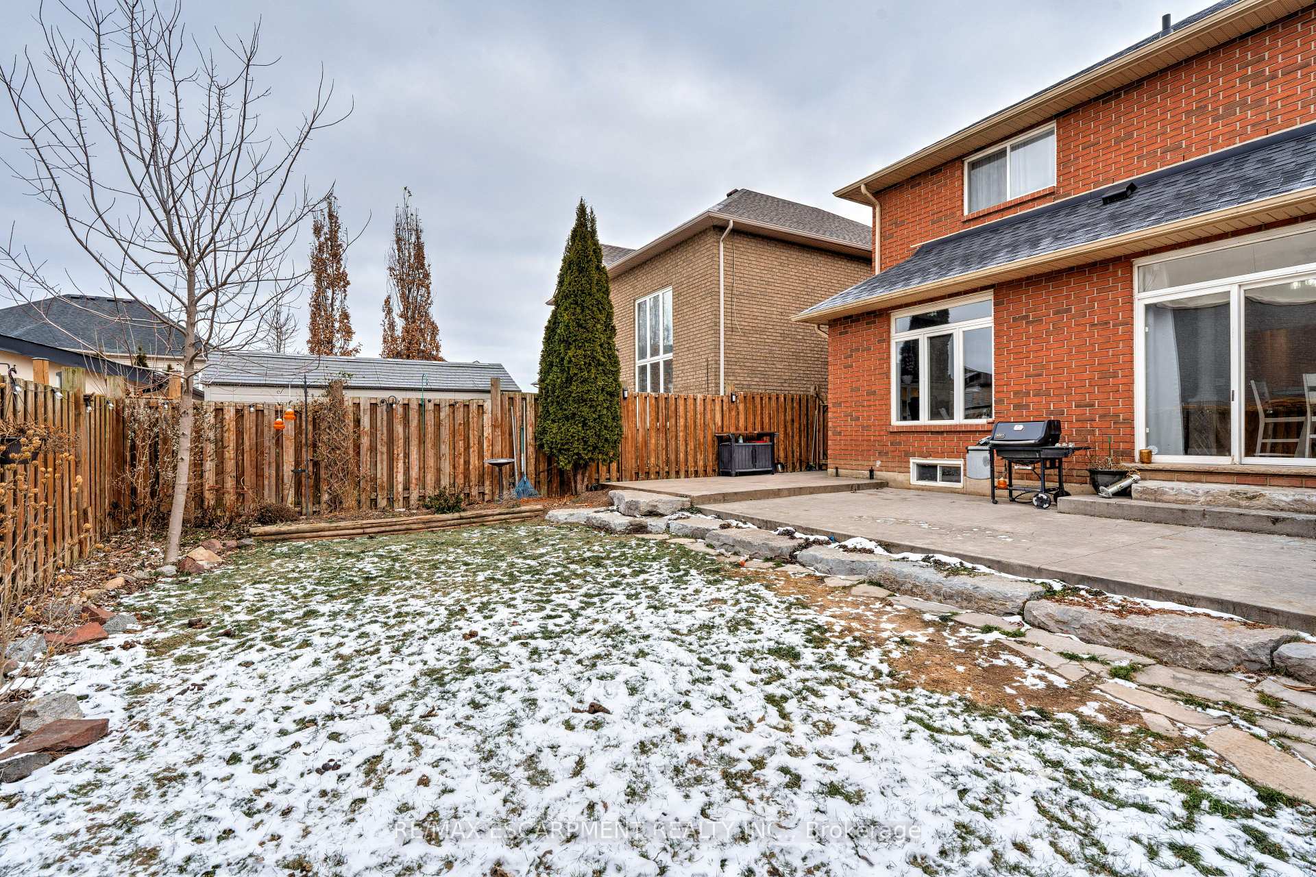 Photo 56 of 12 Edgecroft Crescent, Hamilton, Stoney Creek Mountain — HOMEH