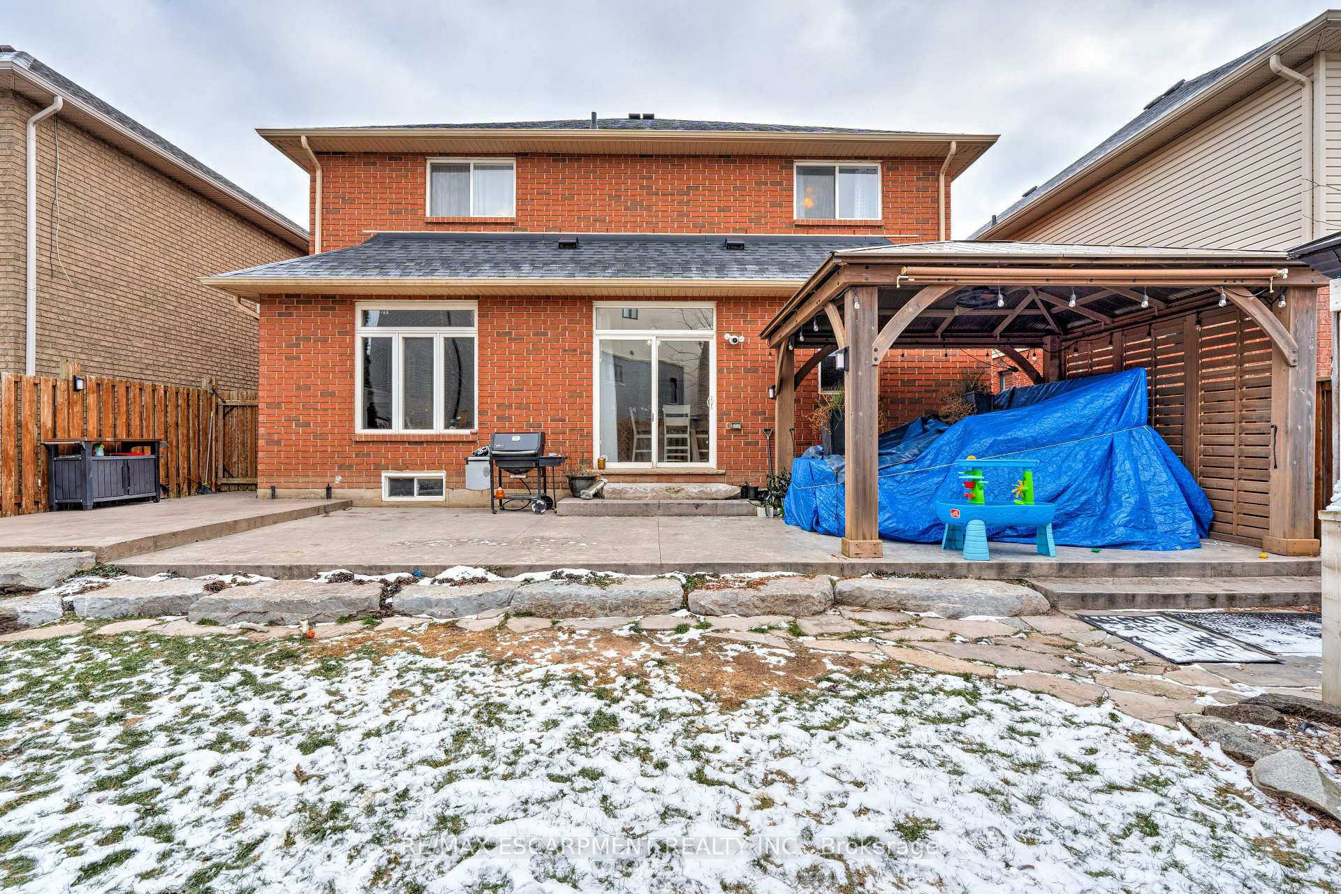 Photo 73 of 12 Edgecroft Crescent, Hamilton, Stoney Creek Mountain — HOMEH