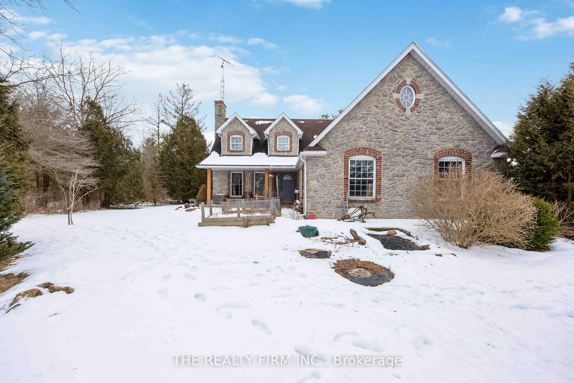 Photo 1 of 3783 Petrolia Line, Enniskillen, Petrolia — HOMEH
