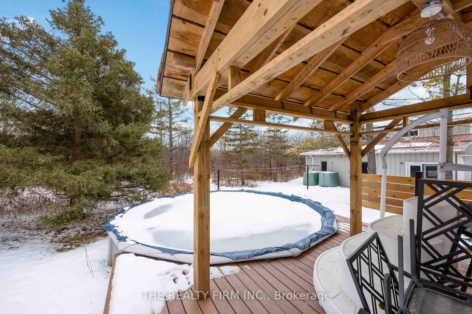 Photo 34 of 3783 Petrolia Line, Enniskillen, Petrolia — HOMEH
