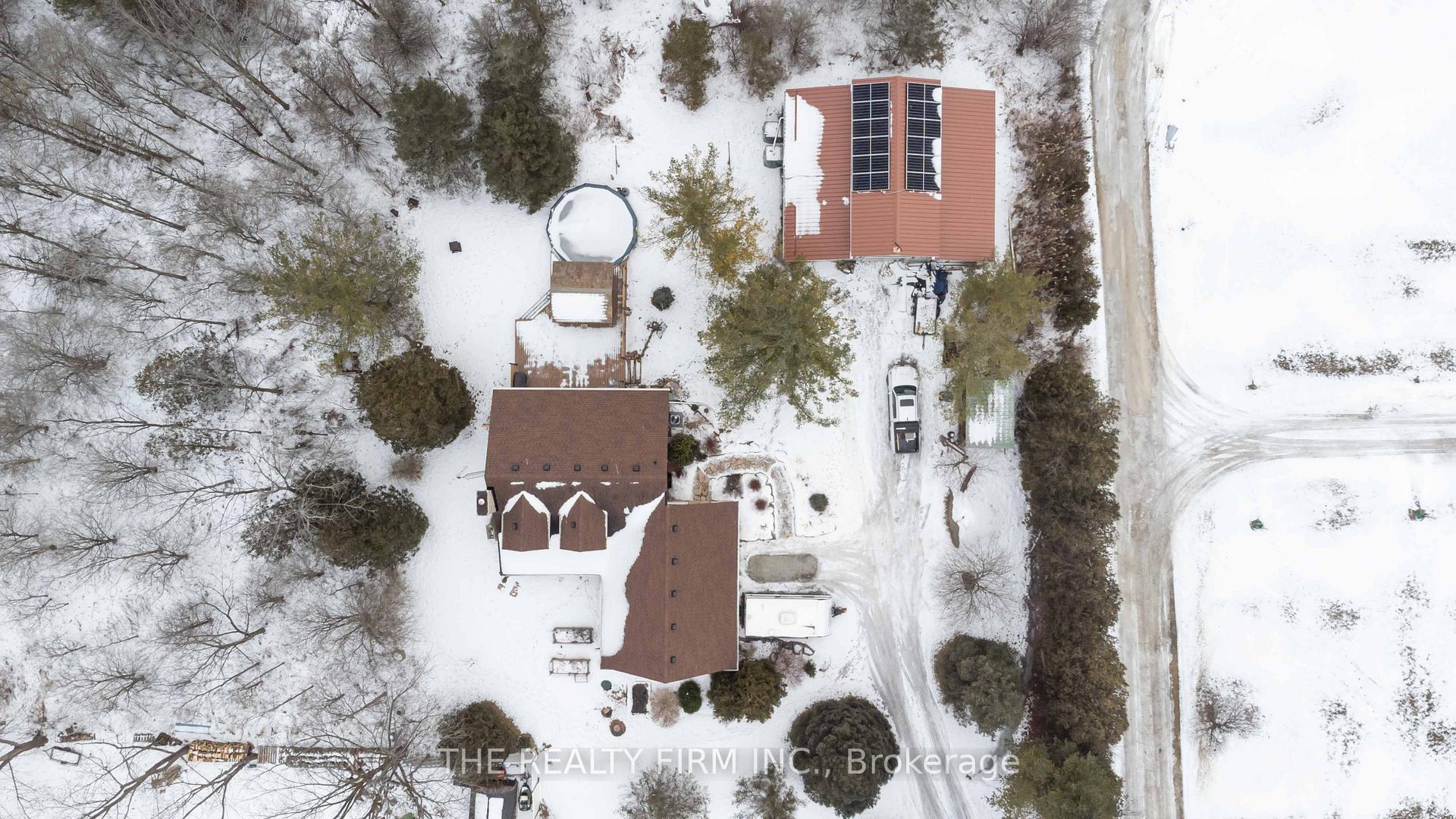Photo 41 of 3783 Petrolia Line, Enniskillen, Petrolia — HOMEH