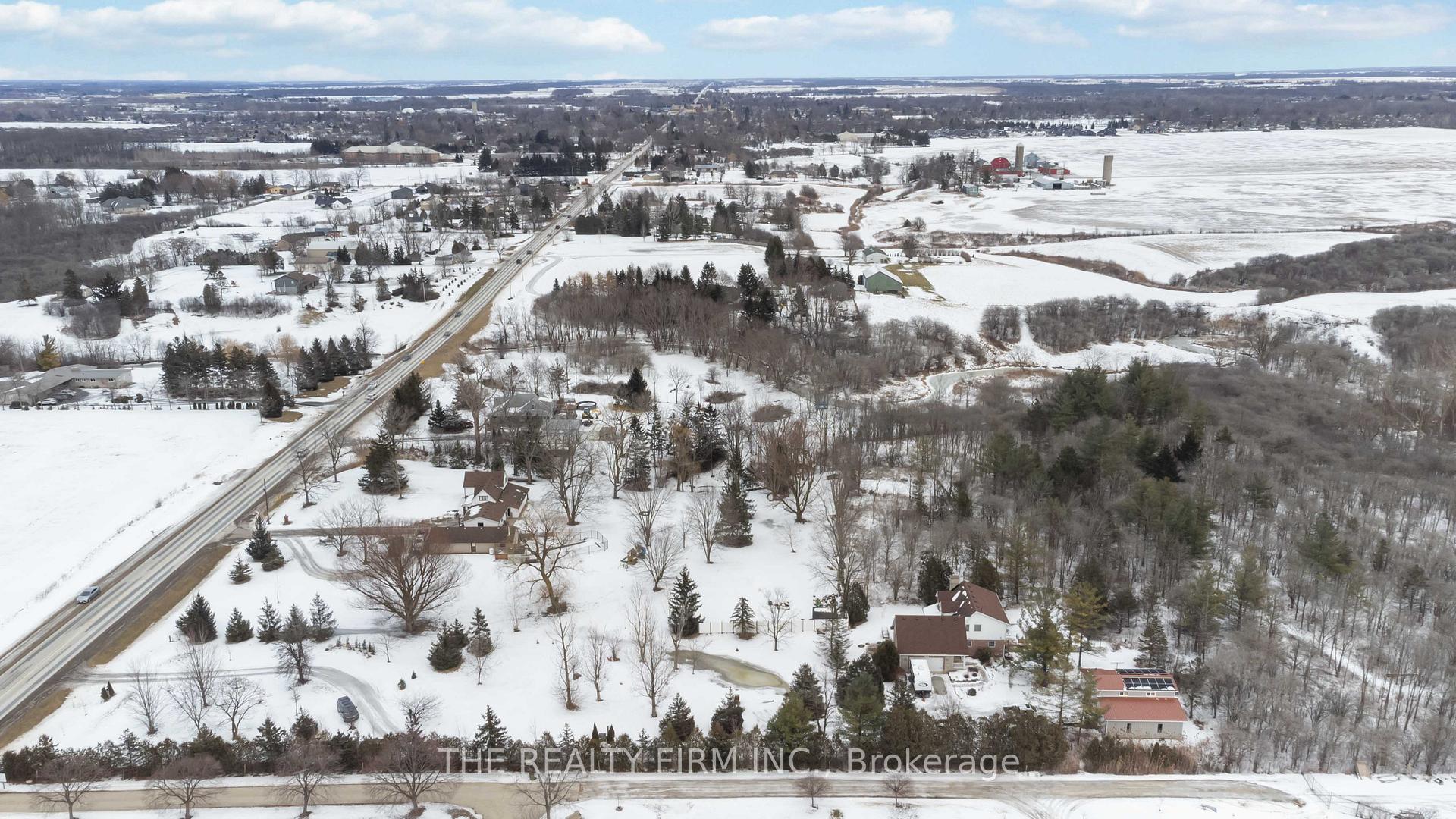 Photo 45 of 3783 Petrolia Line, Enniskillen, Petrolia — HOMEH