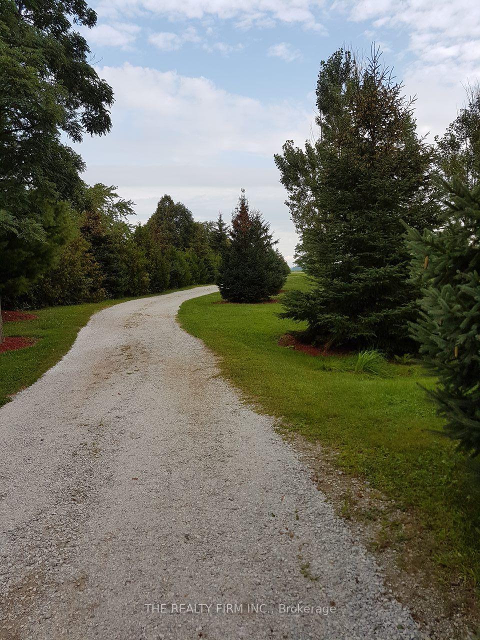 Photo 46 of 3783 Petrolia Line, Enniskillen, Petrolia — HOMEH