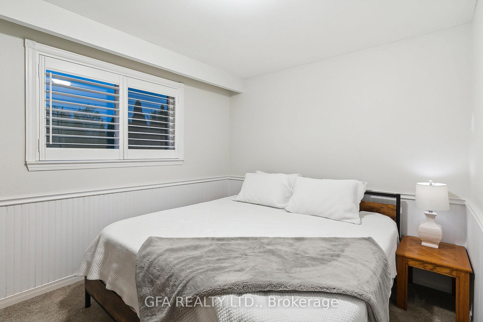 Photo 13 of 8 Laurendale Avenue, Hamilton, Waterdown — HOMEH