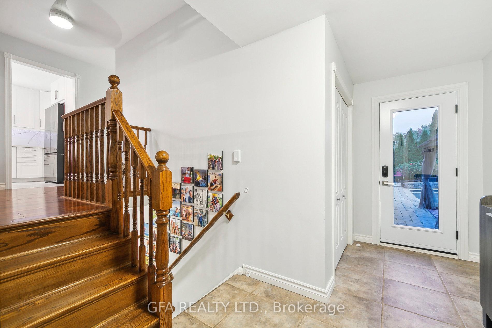 Photo 22 of 8 Laurendale Avenue, Hamilton, Waterdown — HOMEH