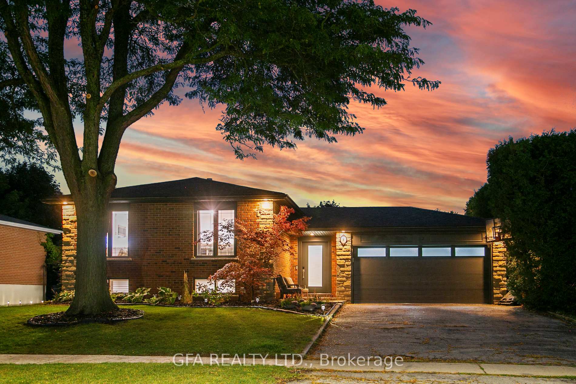 Photo 59 of 8 Laurendale Avenue, Hamilton, Waterdown — HOMEH