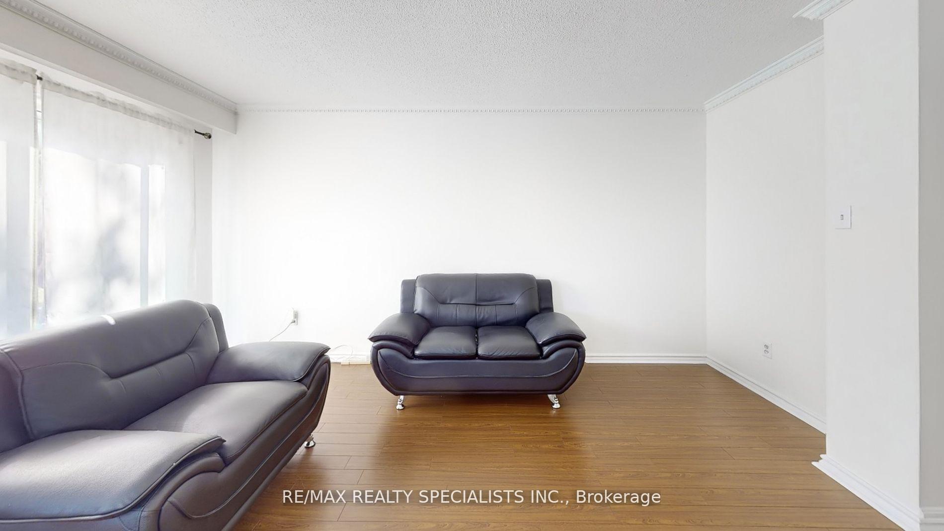 Photo 15 of 28 Abell Drive, Brampton, Madoc — HOMEH