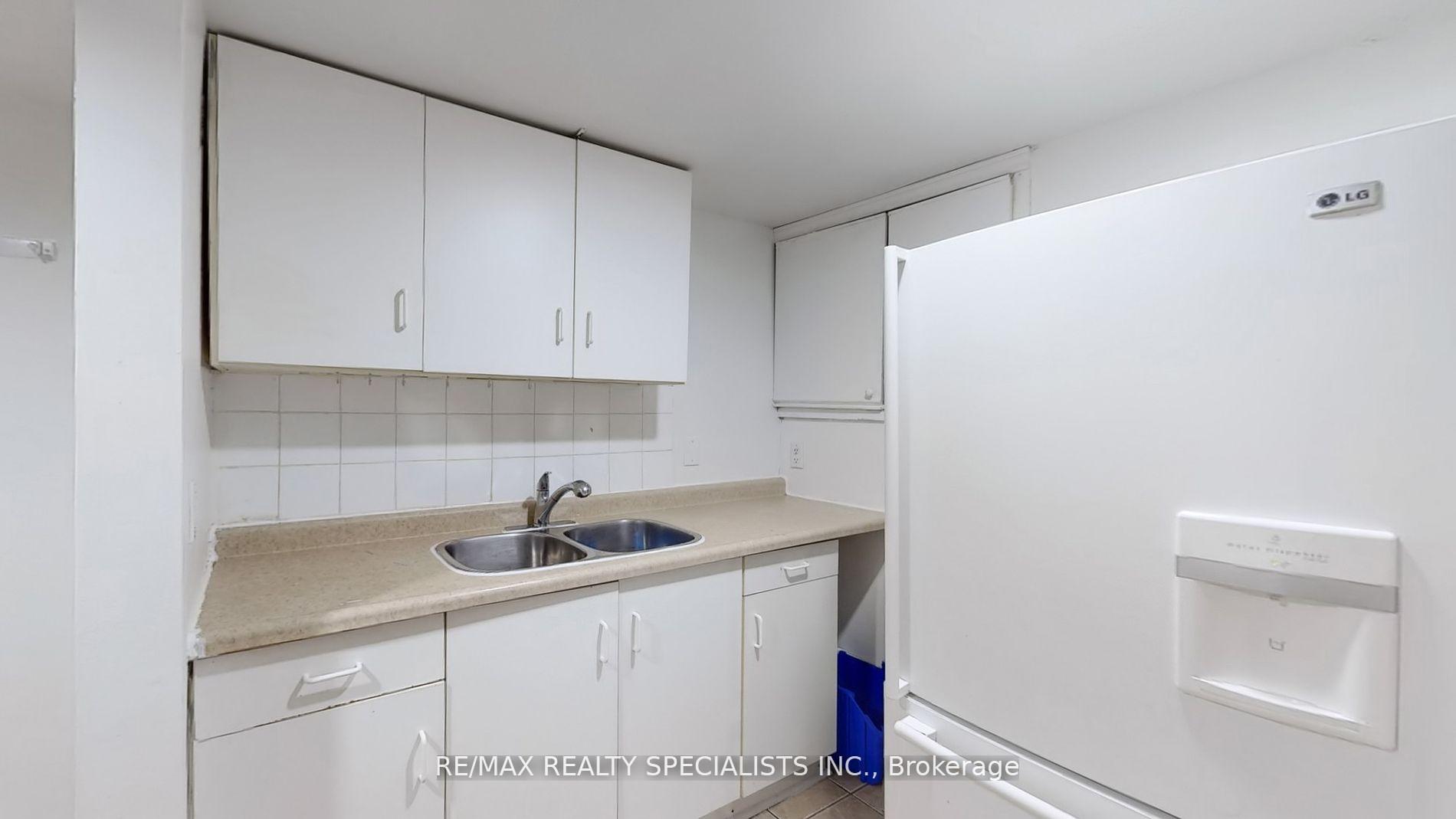 Photo 20 of 28 Abell Drive, Brampton, Madoc — HOMEH