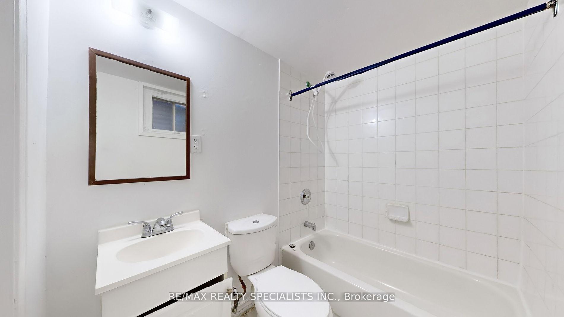 Photo 25 of 28 Abell Drive, Brampton, Madoc — HOMEH