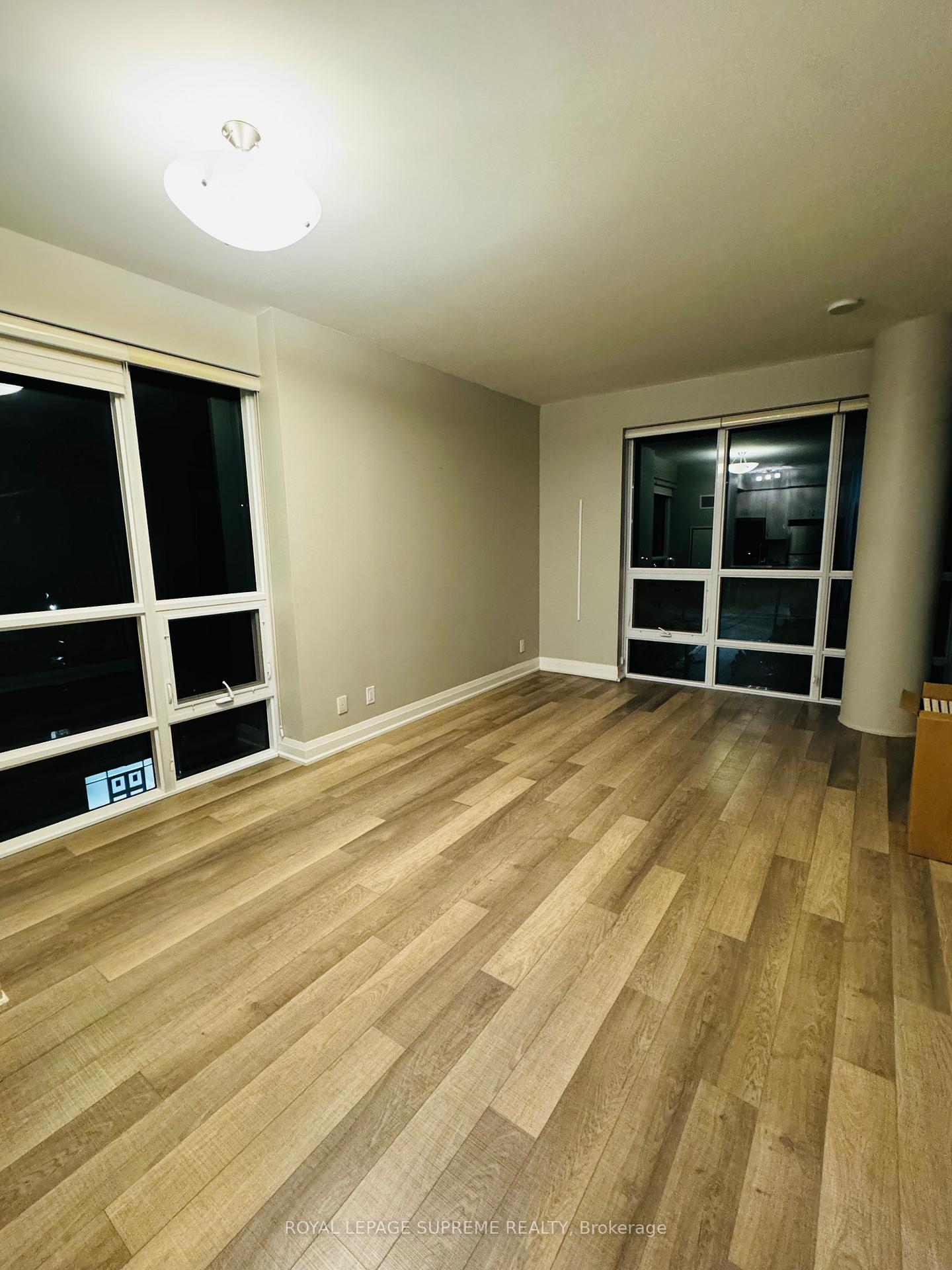 Photo 2 of Unit 405, 111 Worsley Street, Barrie, City Centre — HOMEH