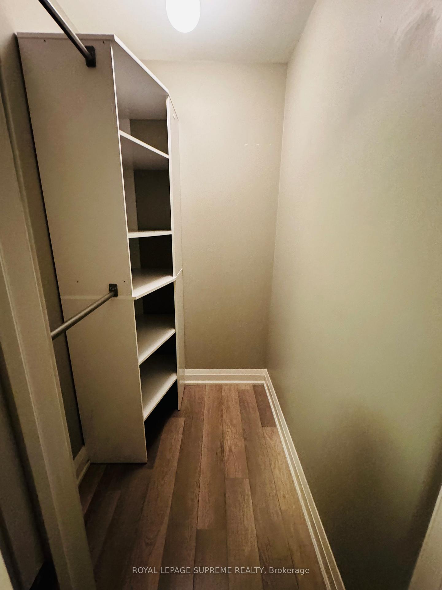 Photo 4 of Unit 405, 111 Worsley Street, Barrie, City Centre — HOMEH
