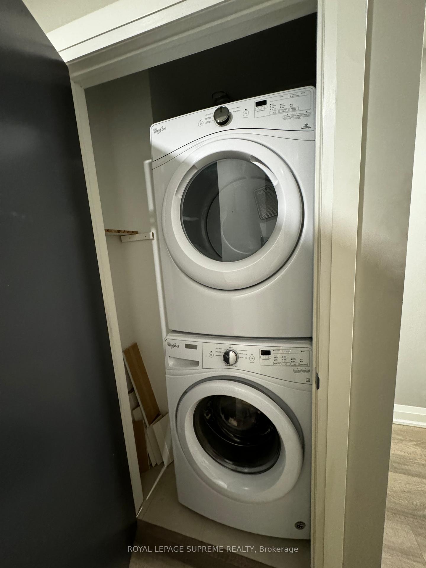 Photo 9 of Unit 405, 111 Worsley Street, Barrie, City Centre — HOMEH