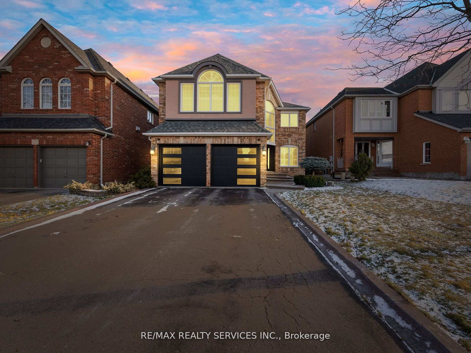 Photo 1 of 25 Ribbon Drive, Brampton, Sandringham-Wellington — HOMEH