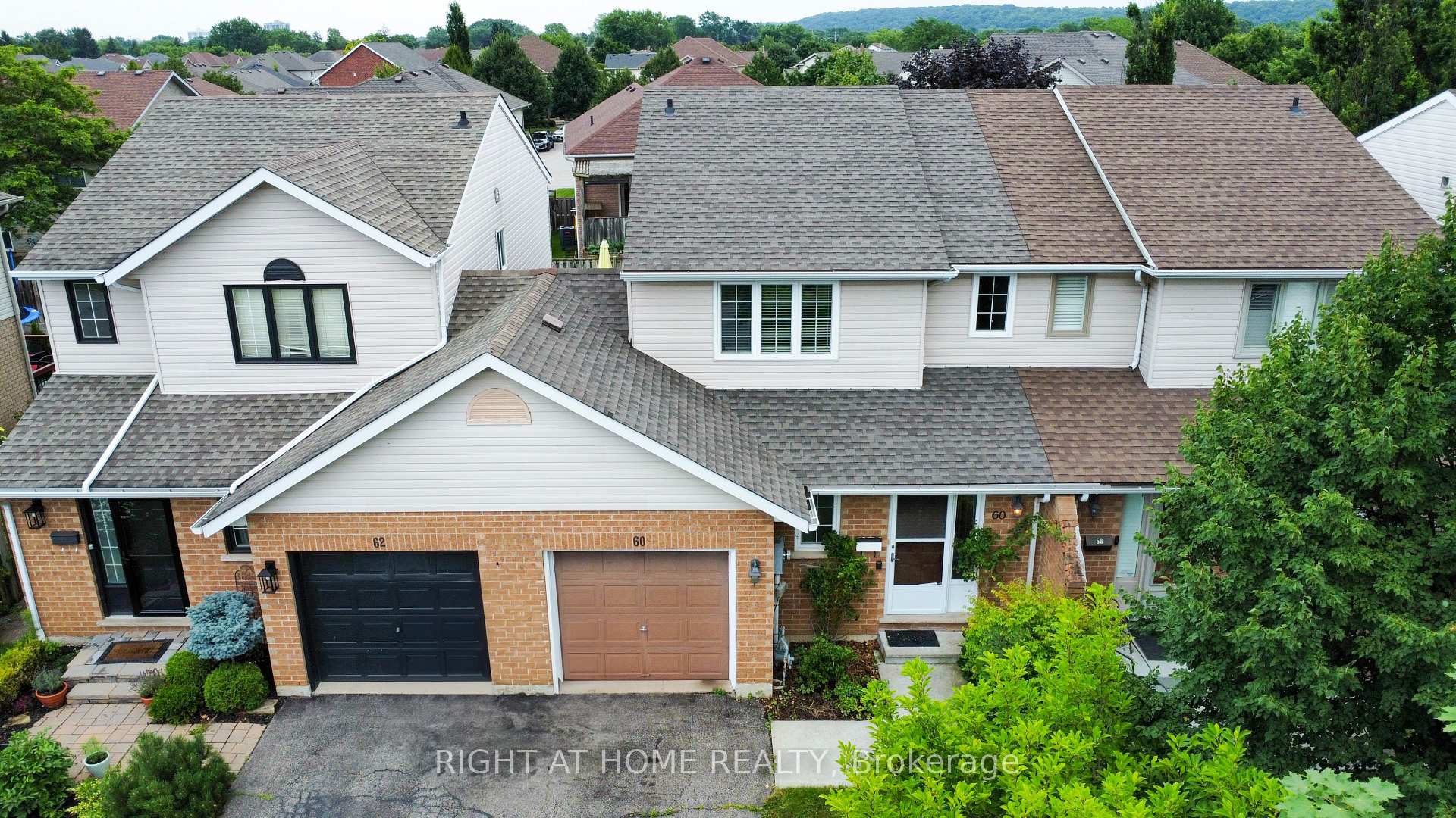 Photo 3 of 60 Westland Street, St. Catharines, Rykert/Vansickle — HOMEH