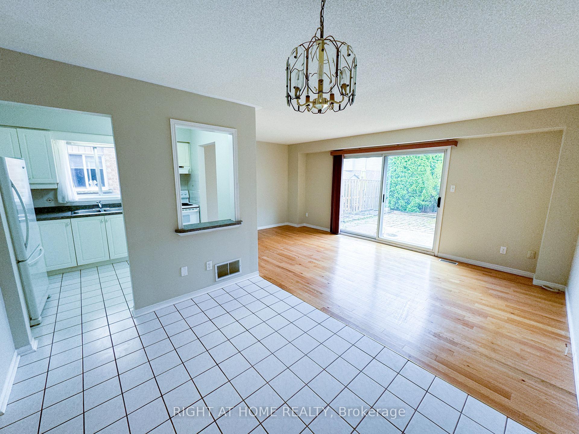 Photo 8 of 60 Westland Street, St. Catharines, Rykert/Vansickle — HOMEH